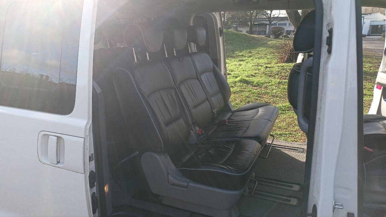Hyundai Vollausstattung, 1. Hand, 8-fach bereift
