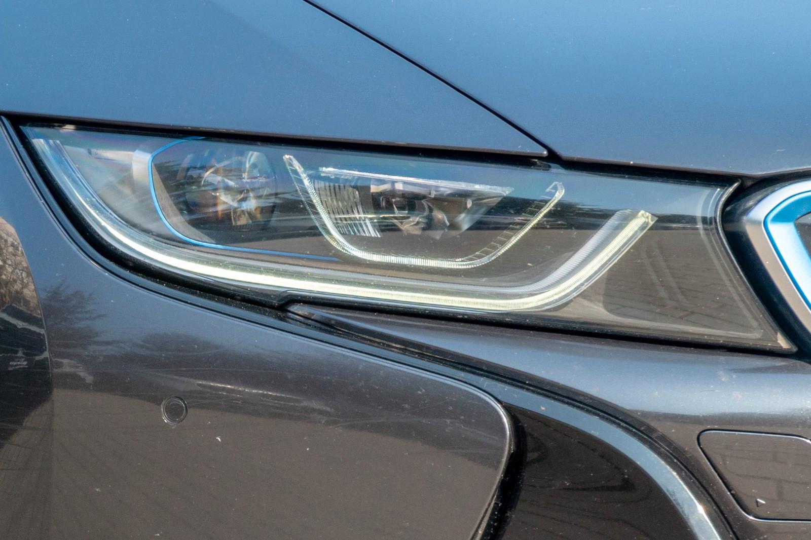 BMW i8 Coupe  LASER.HUD.HARMAN.DR.ASS.NAVI