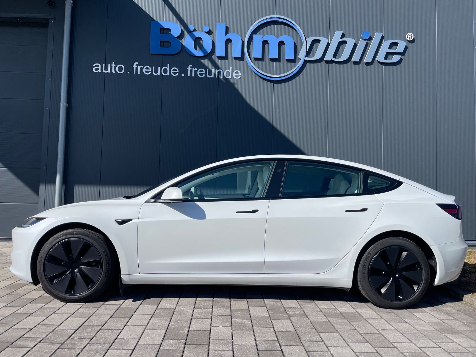 TESLA Model 3 Long Range Dual AWD/Facelift/Stufe 4