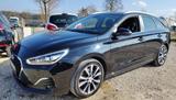 Hyundai i30 cw YES! Plus- LED* Navi* AHK* 8xAlus*2.Hand* - Hyundai i30: Plus