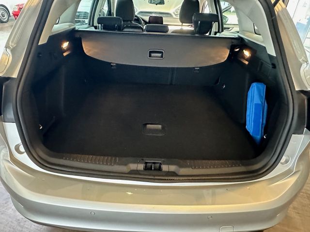 Fahrzeugabbildung Ford Focus Turnier Cool & Connect*CarPlay*RFK*SHZ*1.H