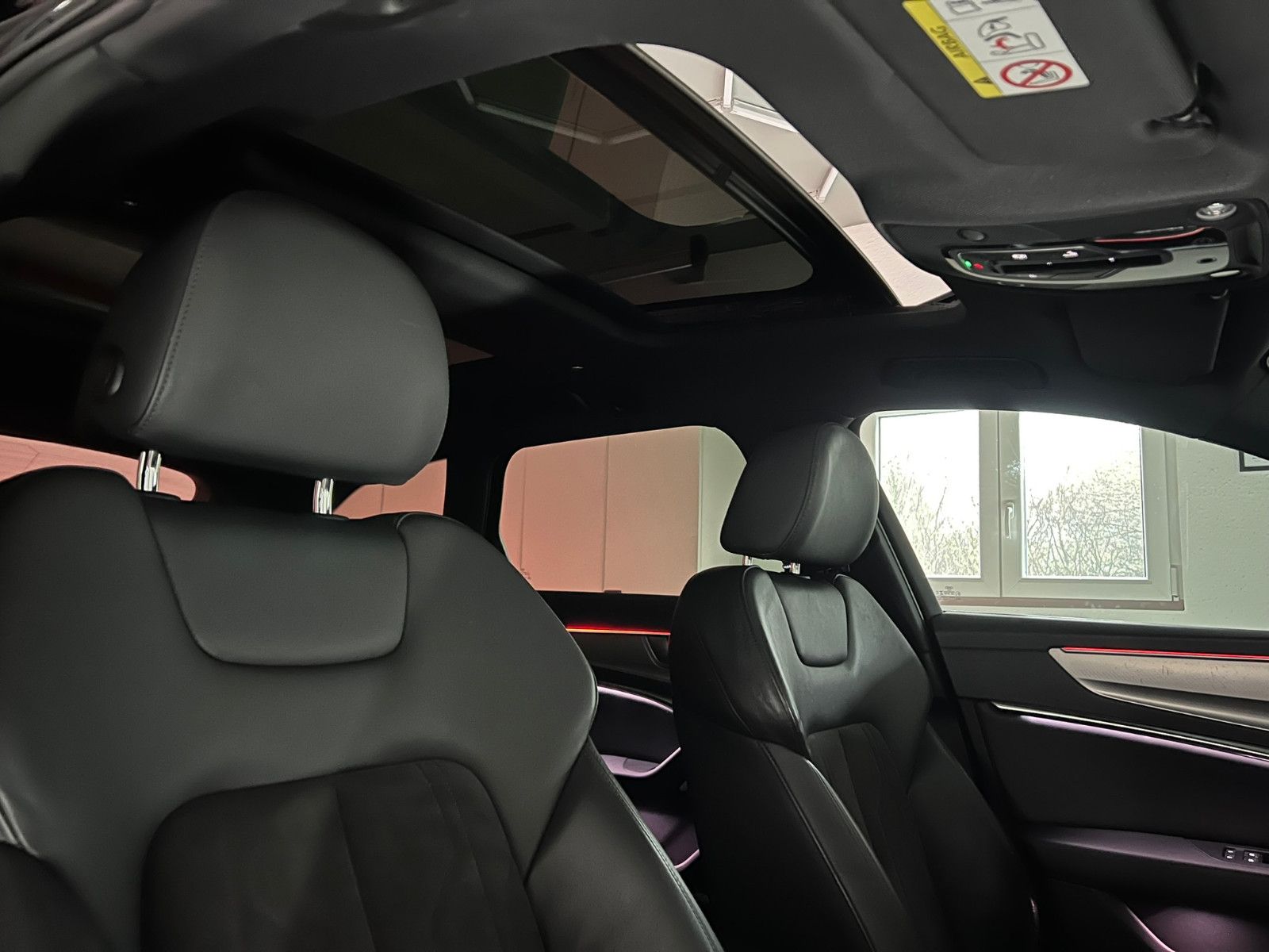 Fahrzeugabbildung Audi A6 Avant 50 TDI Quattro S-LINE SPORT/PANO/AHK/AC