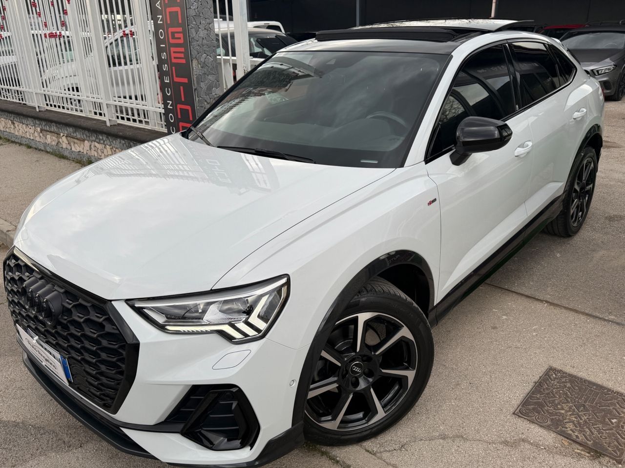 Audi Q3 SPB 35 TDI S tronic line edition tetto a imagem 2