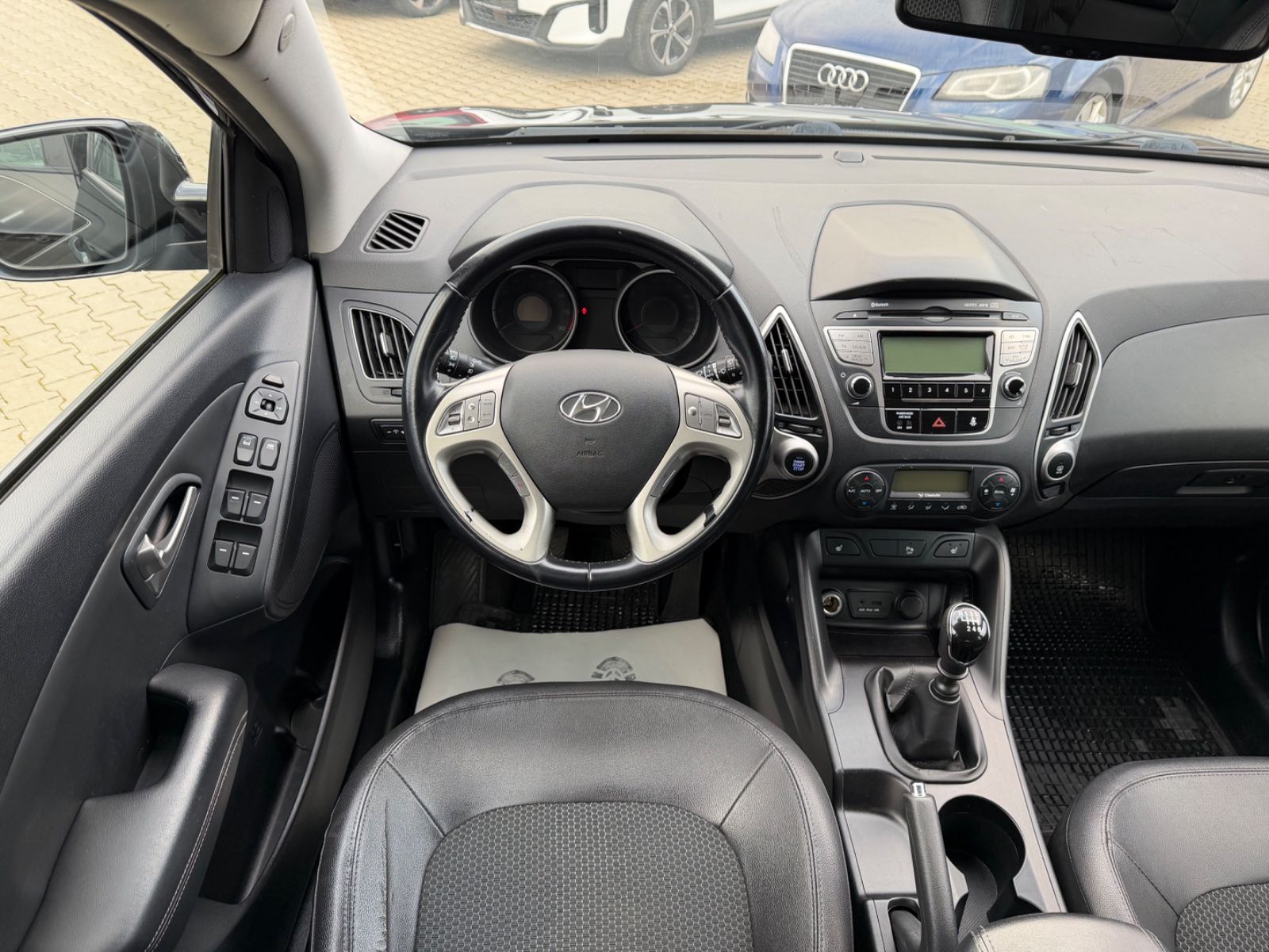Fahrzeugabbildung Hyundai ix35°Star Edition°1.Hand°Leder°PDC°Shz°