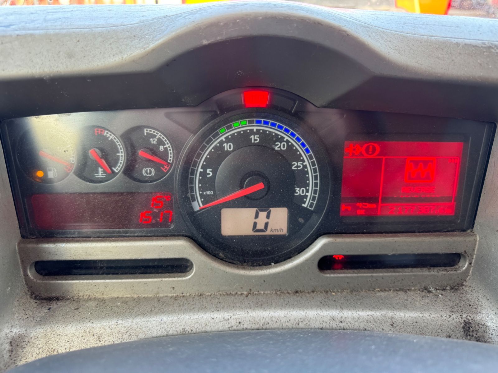 Fahrzeugabbildung Renault DXI 450
