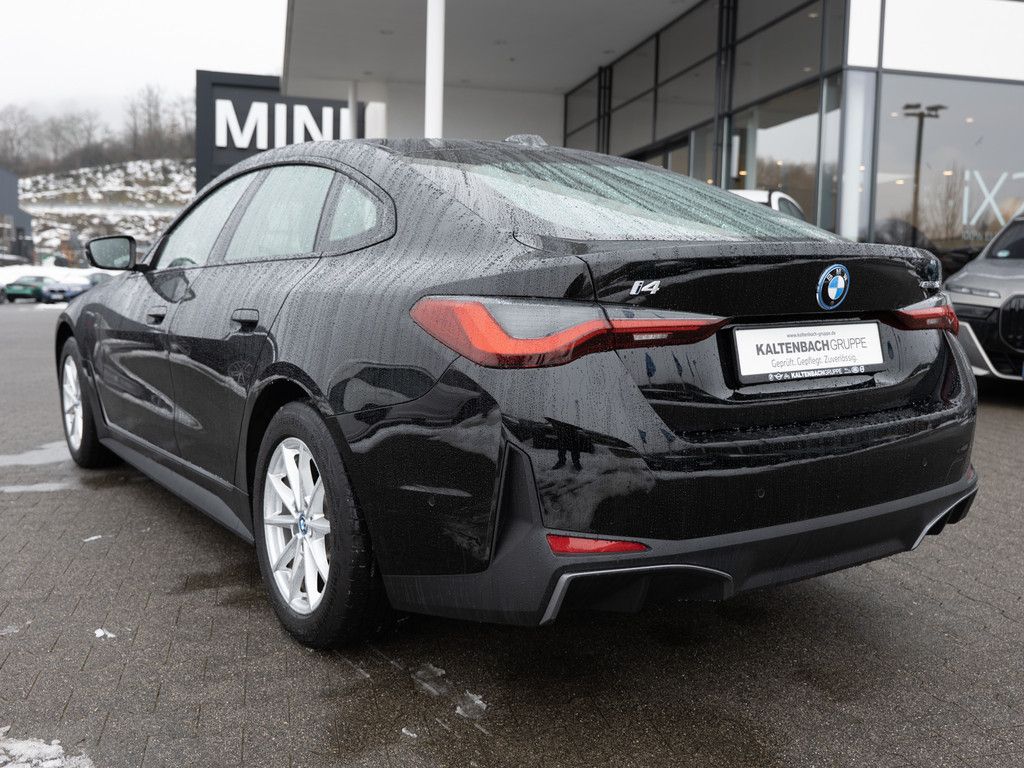 BMW i4 - Bild 10