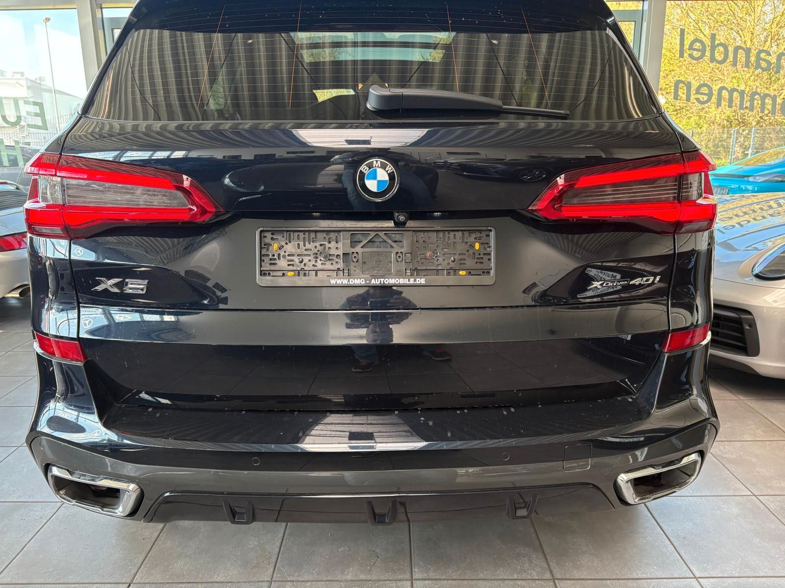 Fahrzeugabbildung BMW X5 xDrive 40 i M Sport,luft,pano,hud,soft close,