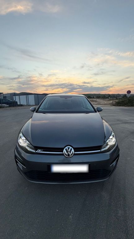 Image of Volkswagen Golf