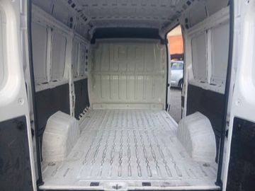 Peugeot Boxer - 4