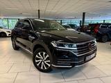 Volkswagen Touareg 3.0 TDI 4M ELEGANCE LEDER LED CAM SHZ - VW Touareg Gebrauchtwagen in Hamburg