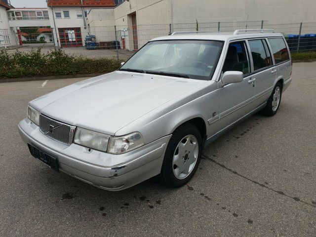 Volvo V90 3.0