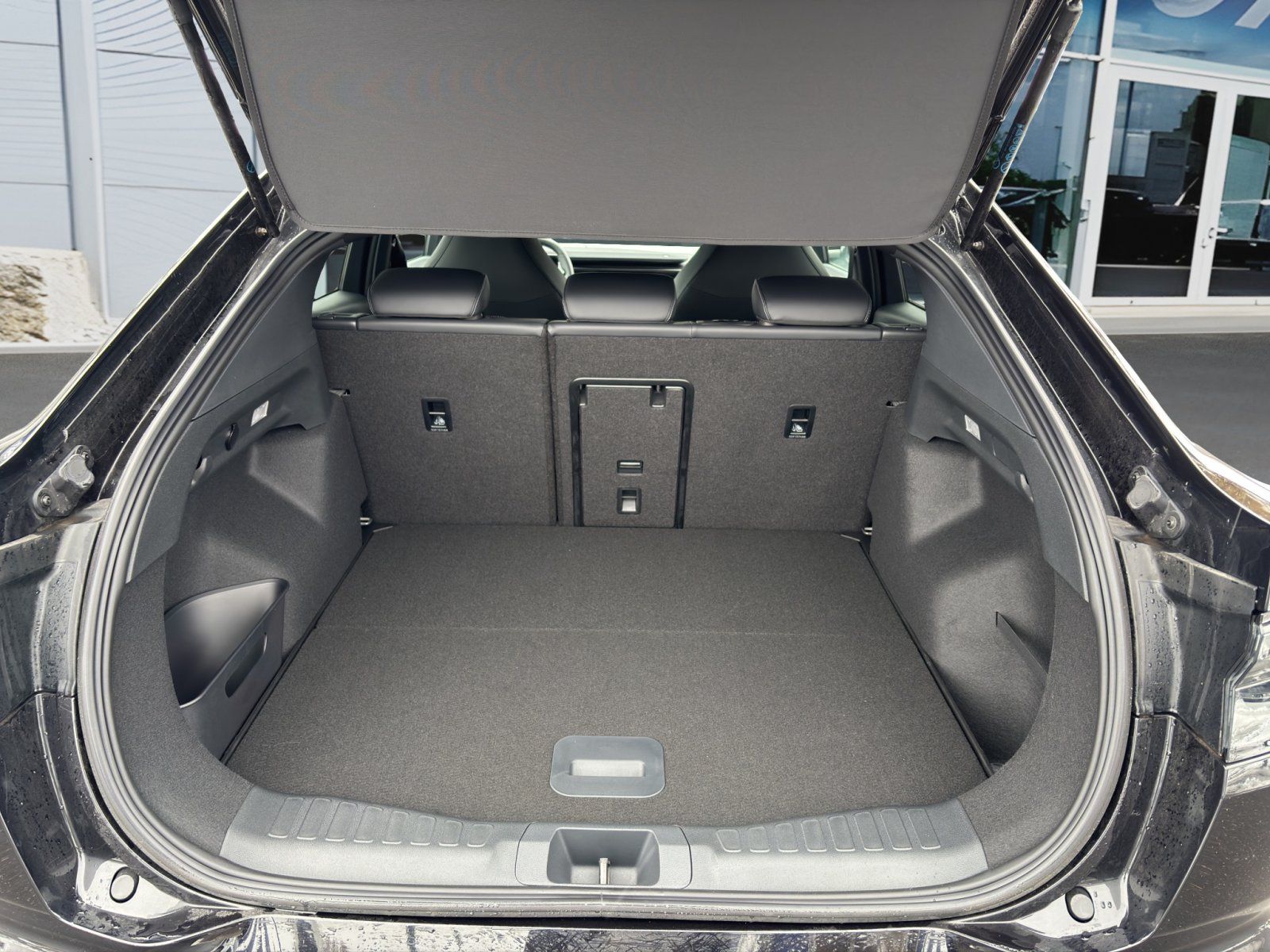 Fahrzeugabbildung Ford Capri eMotor 210 kW RWD