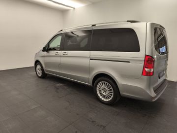 Mercedes V 220 - 8