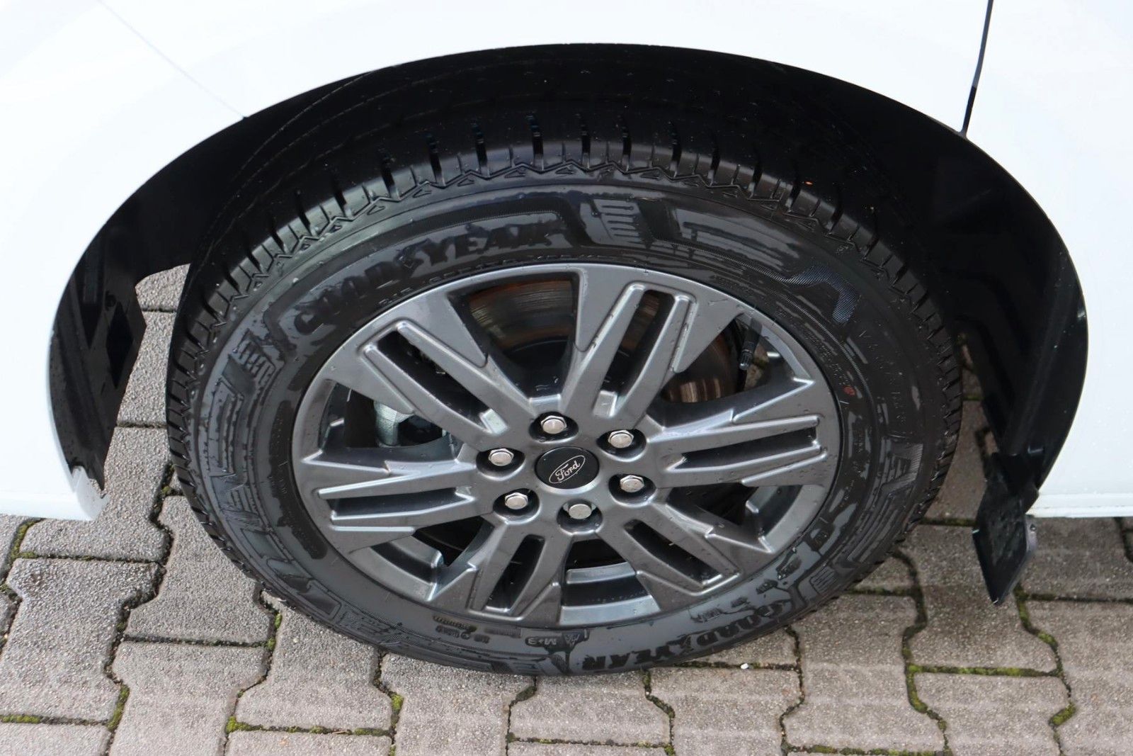 Ford Tourneo Custom Titanium 2.5l PHEV 340 L1 0,0%* imagem 3