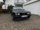 BMW E30 320i- Klassiker in gepflegtem Zustand - BMW 320 aus 1991