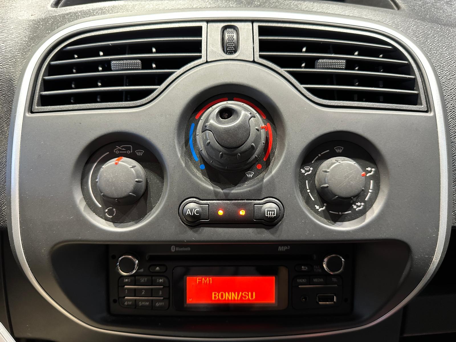 Renault KANGOO RAPID AC STANDHEIZUNG SORTIMO-WERKSTATTAU