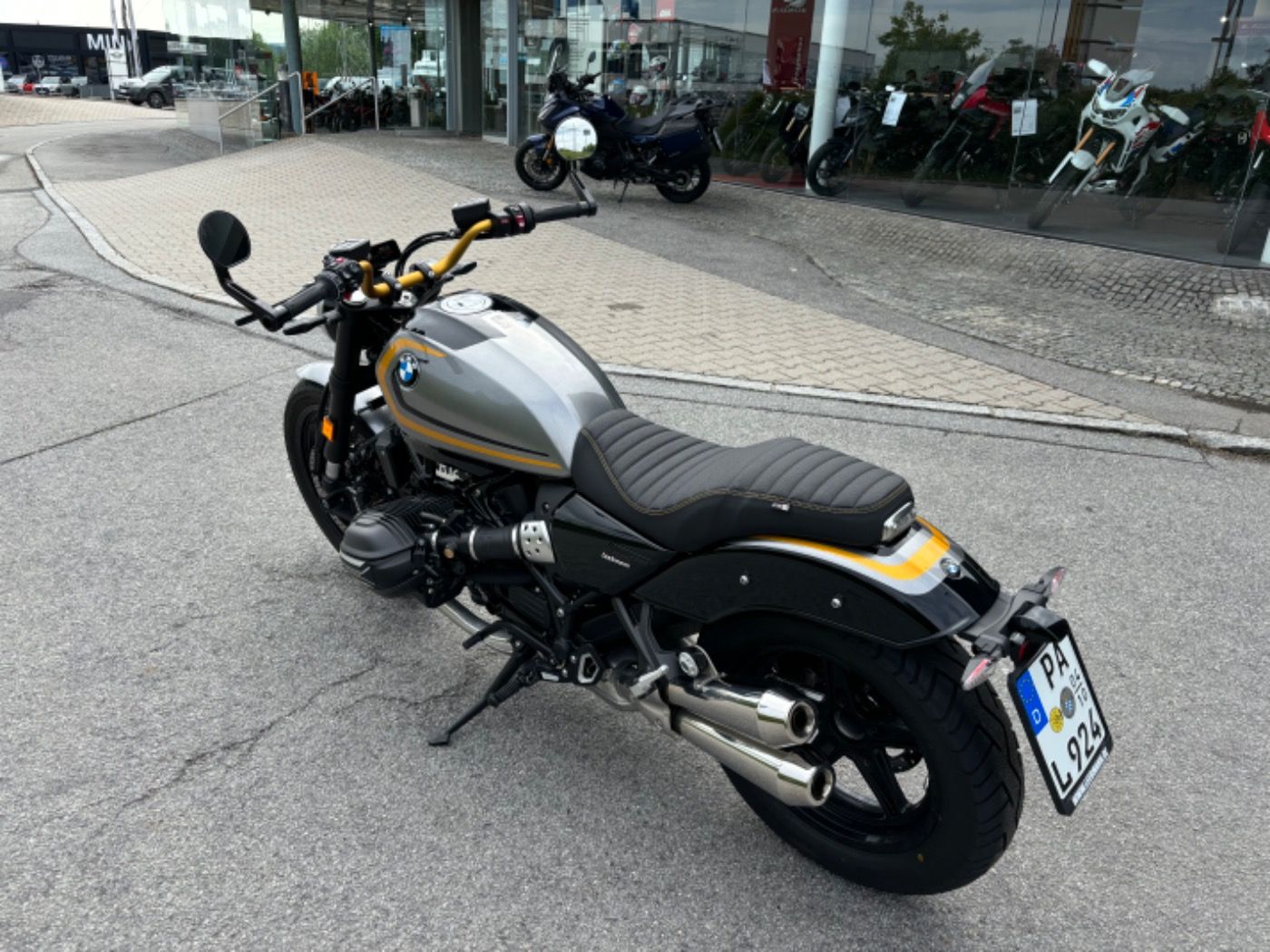 Fahrzeugabbildung BMW R 12 Option 719