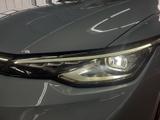 Volkswagen Golf Style HeadUp AHK Navi LED Kamera PDC LM - Volkswagen: Blau, Beheizbares Lenkrad