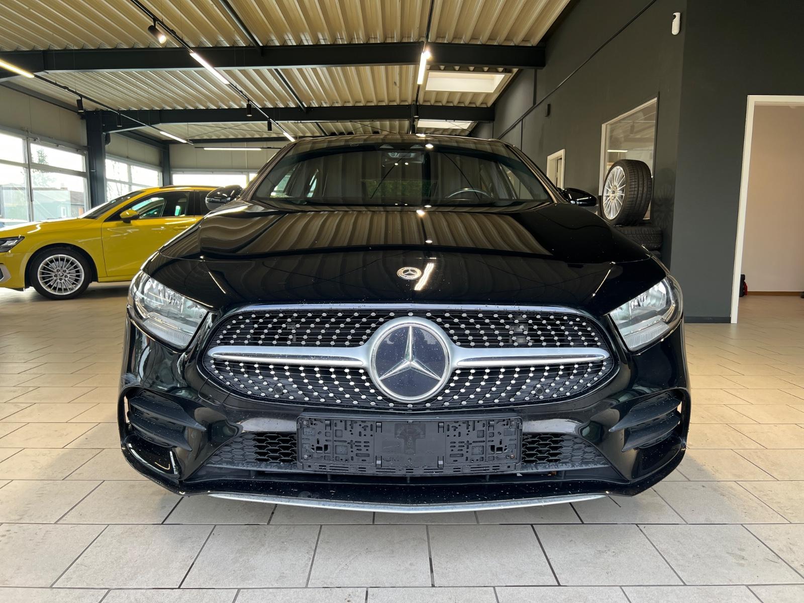 Mercedes-Benz A 200D AMG-LINE*MBUX*STANDHEIZUNG*AHK*19"ALU