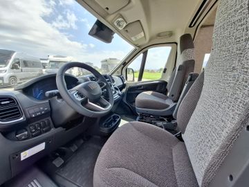 HYMER  ERIBA  HYMERCAR Redwood 601 Trail AHK Lithium LED Schwenkbad