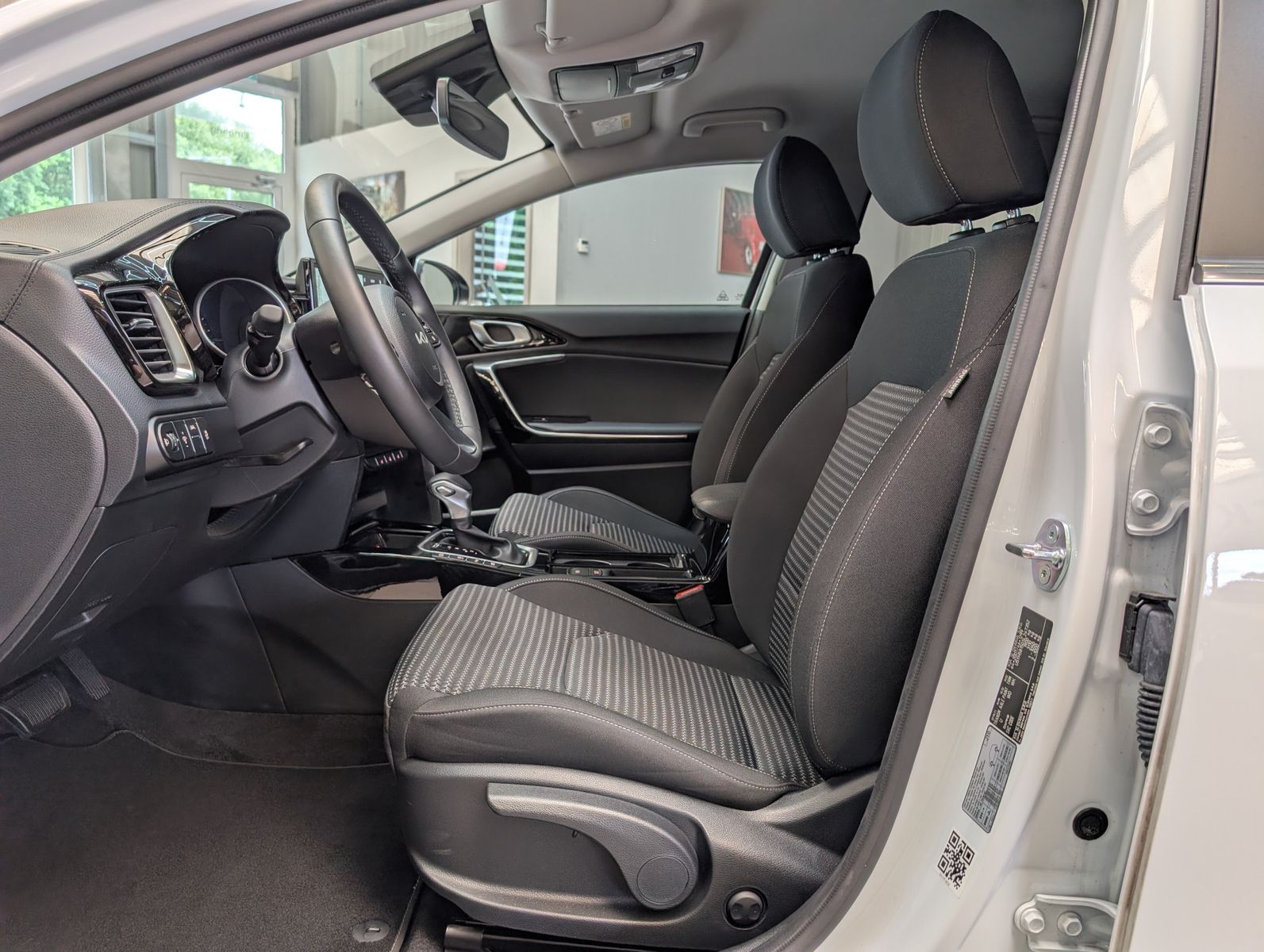 Fahrzeugabbildung Kia cee'd Sportswagon 1.5 DCT Ultimate LED CAM ACC