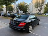 Mercedes-Benz C 220 CDI BE*Bi-Xenon *Panor*Schie * Avantga*TOP - gebrauchte Mercedes-Benz C 220 aus dem Jahr 2011