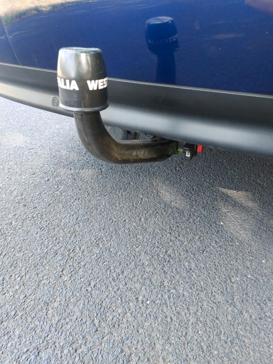 Volkswagen Passat 2005 — photo 11