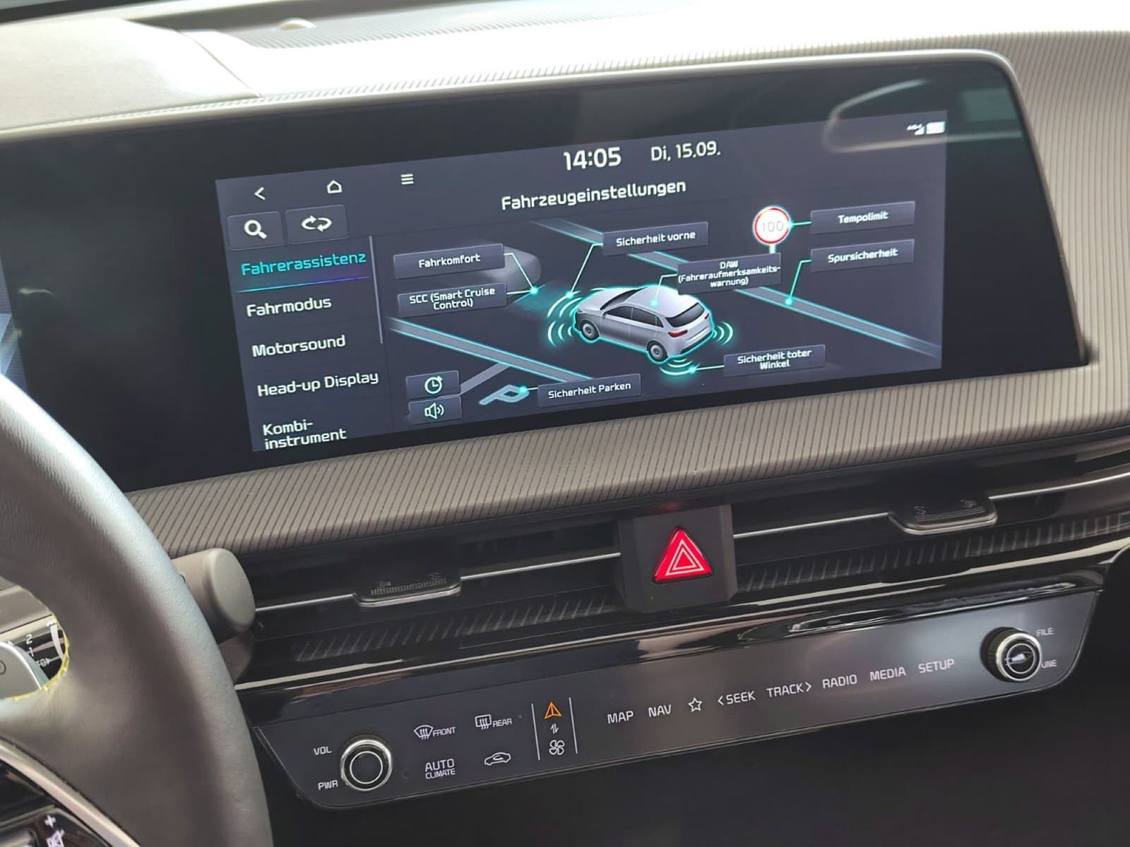 KIA EV6 GT 77,4-kWh AWD Glasdach HUD Navi LED – Bild 28