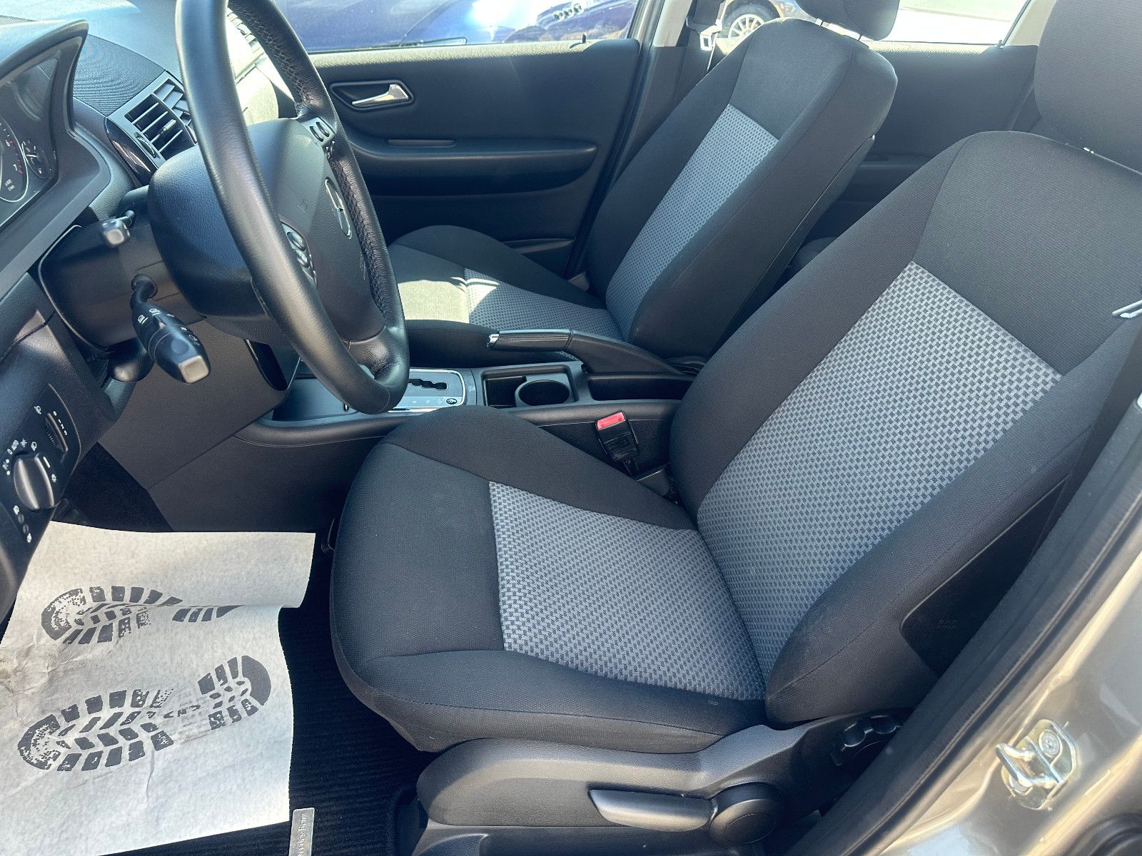 Fahrzeugabbildung Mercedes-Benz A 150 *AUTOMATIK+AHK*