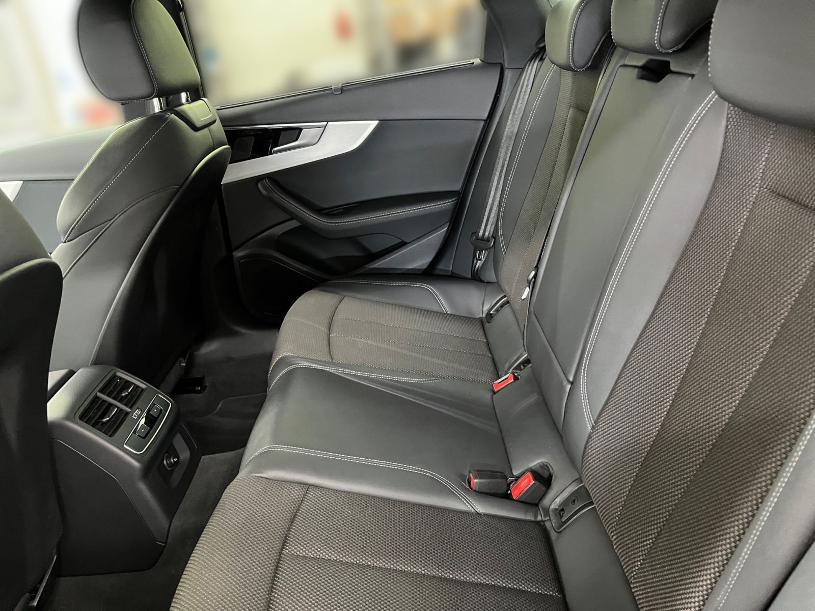 Audi A4 - Bild 13