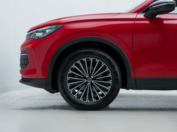 Volkswagen Tiguan - 9