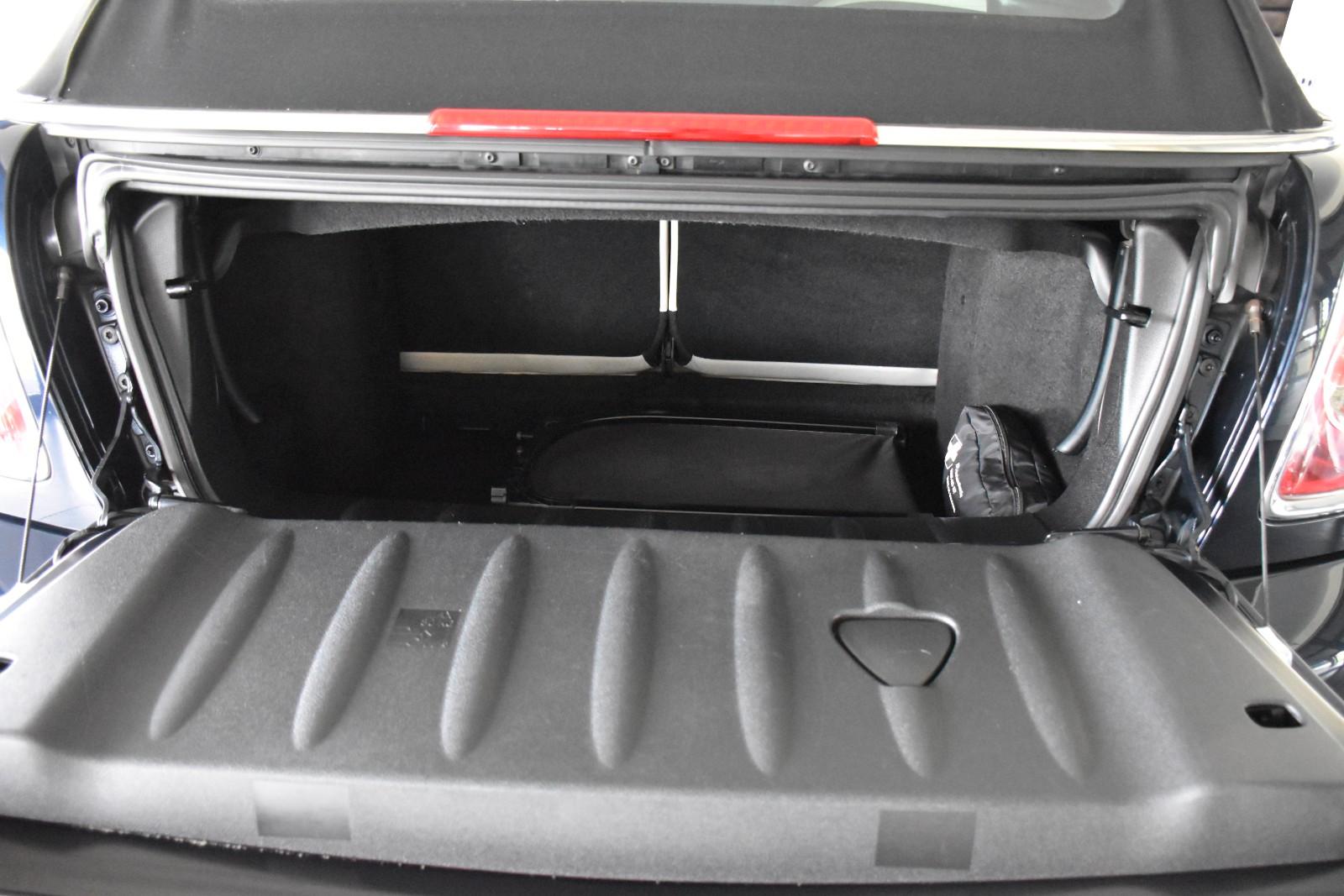 MINI Cooper S Cabrio CHILI II"LEDER"NAVI"XENON"H/K"