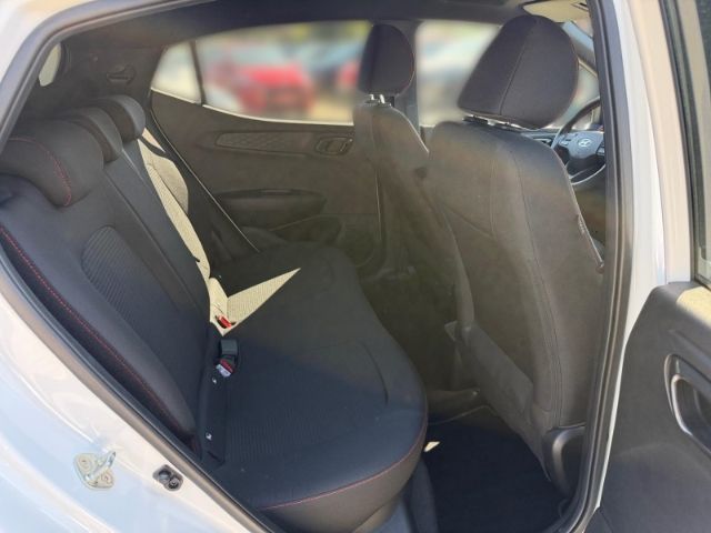 Fahrzeugabbildung Hyundai i10 1.0 N Line +CARPLAY+PDC+TEMPOMAT+RADIO+UVM+