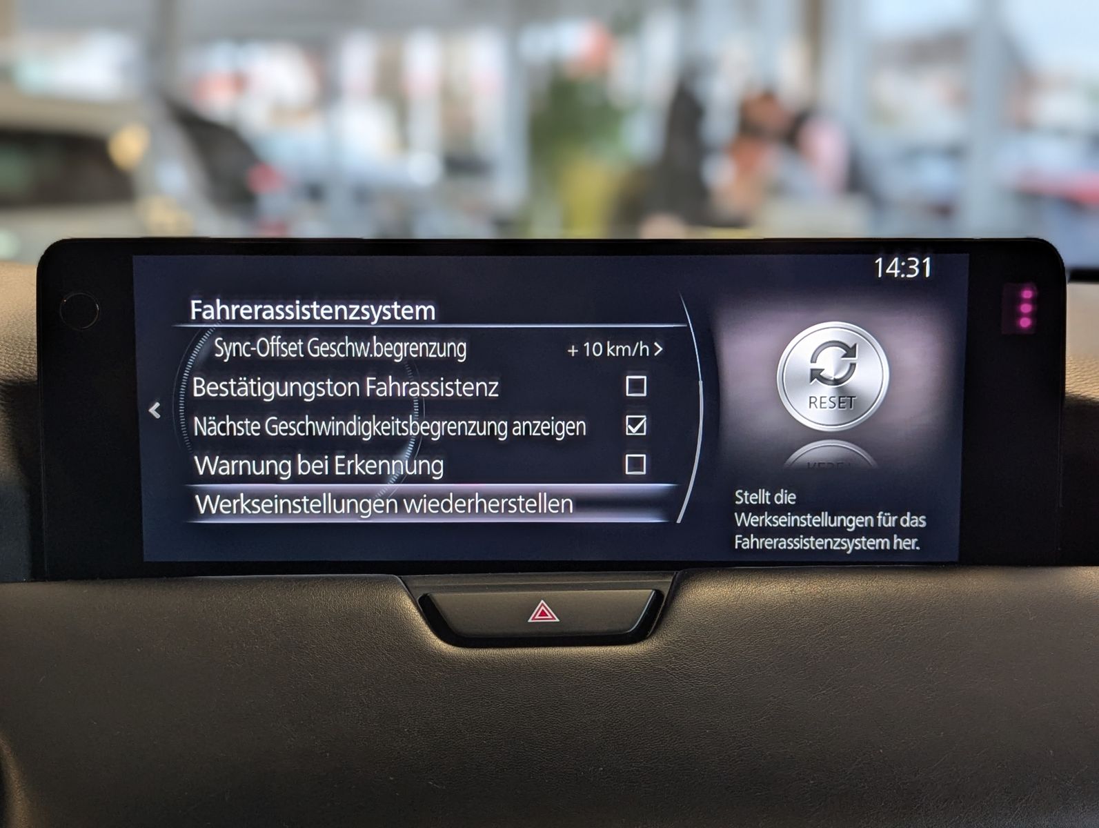 MAZDA CX-80 2.5SKYACTIV PHEV 327 HOMURA+ 7-Sitze Pano - Image 36