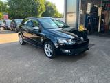Volkswagen Polo V 1.2 Black Edition Klima-E Fenster-1.Hand - Volkswagen Polo: Schwarz, Edition
