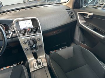 Volvo XC60 Momentum AWD *Xenon*Leder*