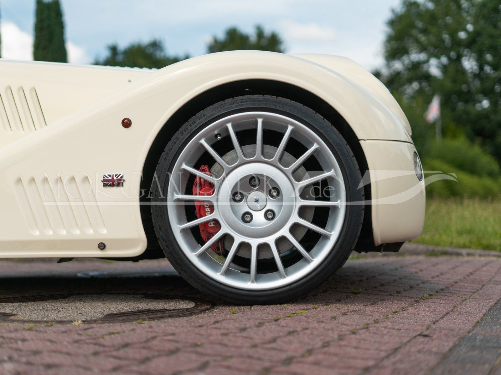 Fahrzeugabbildung Morgan Aero 8