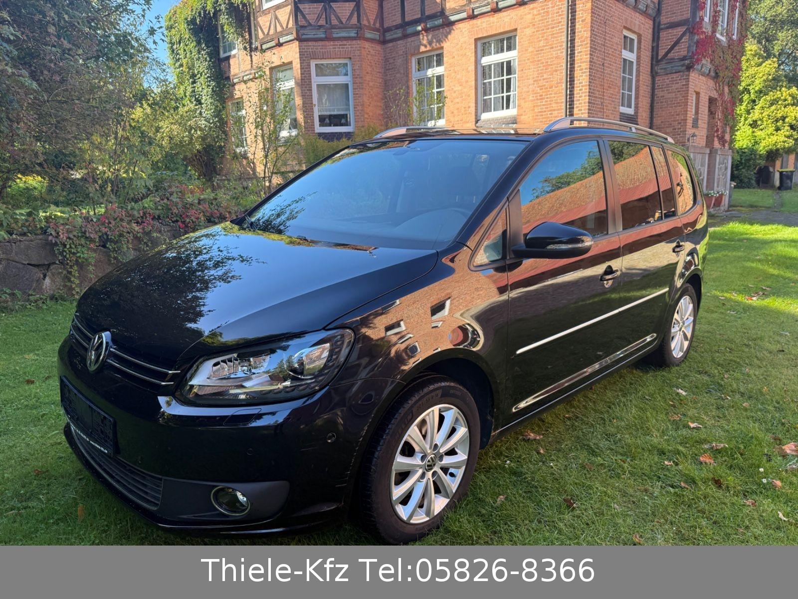 Volkswagen Touran 1.6TDI DSG Highline! RFK! Klima! AHK!