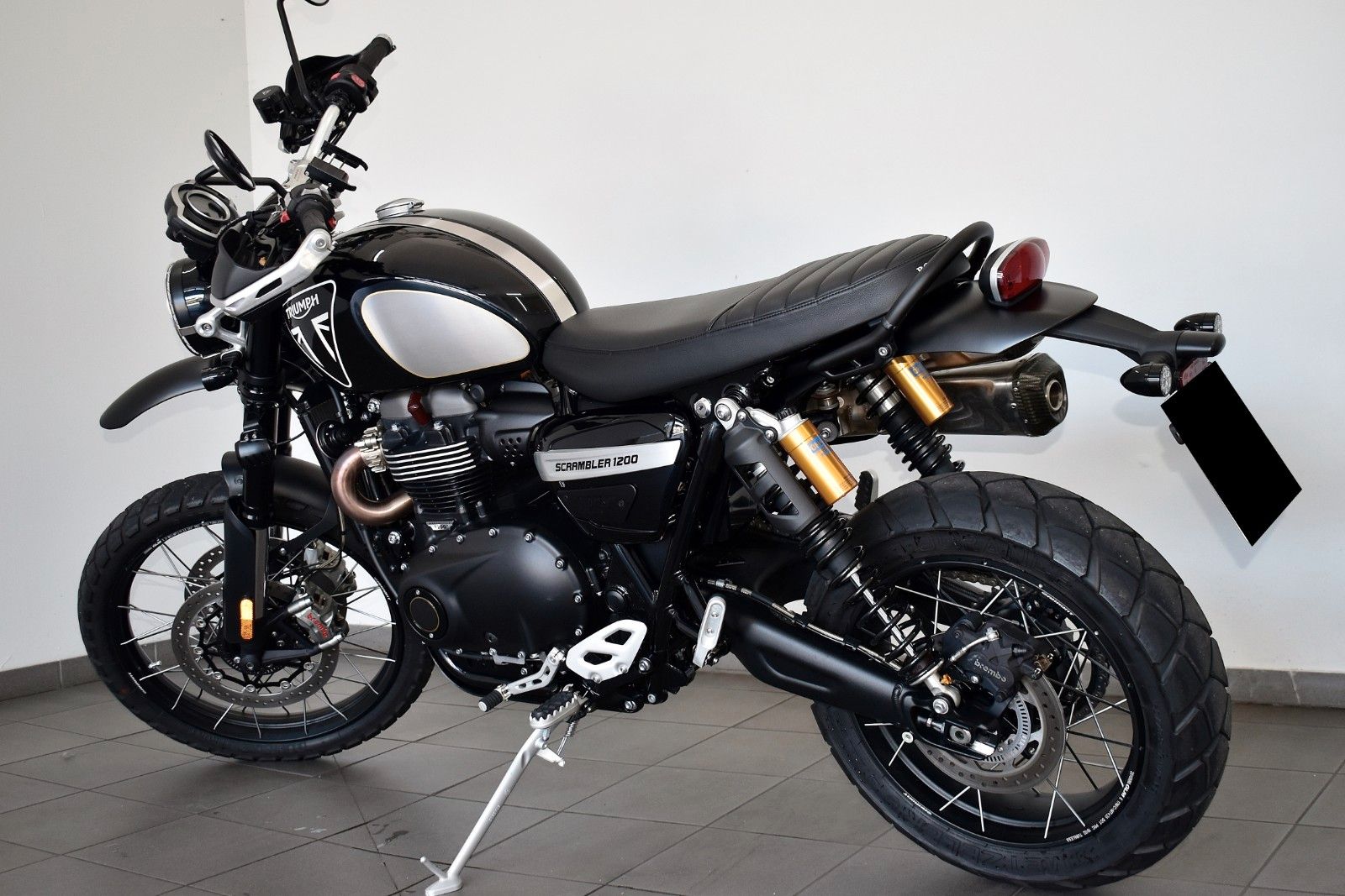 Fahrzeugabbildung Triumph Scrambler 1200  XE 206 of 250 Bond Edition