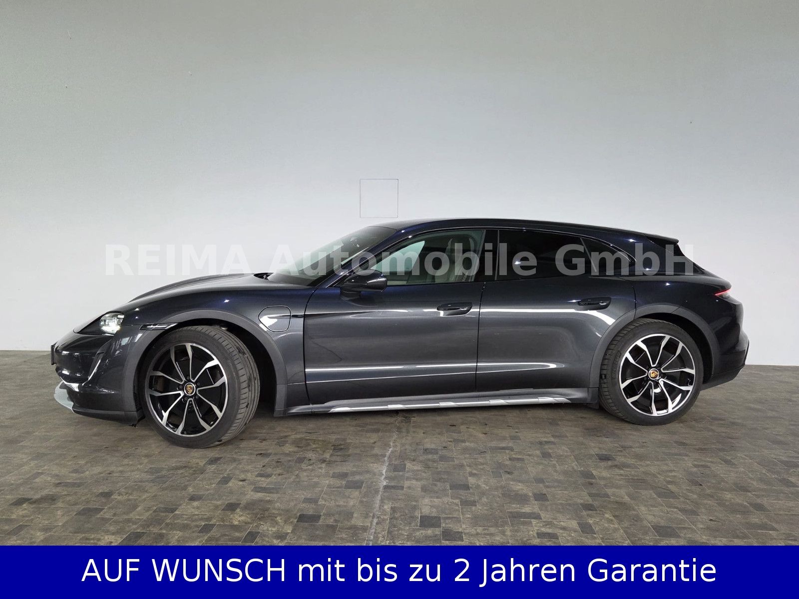 Fahrzeugabbildung Porsche Taycan Cross Turismo 4, Pano, 93KWH, SOH 93,7%