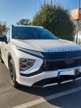 Mitsubishi Eclipse Cross 2.4 PLUG-IN HYBRID 4WD Select ...