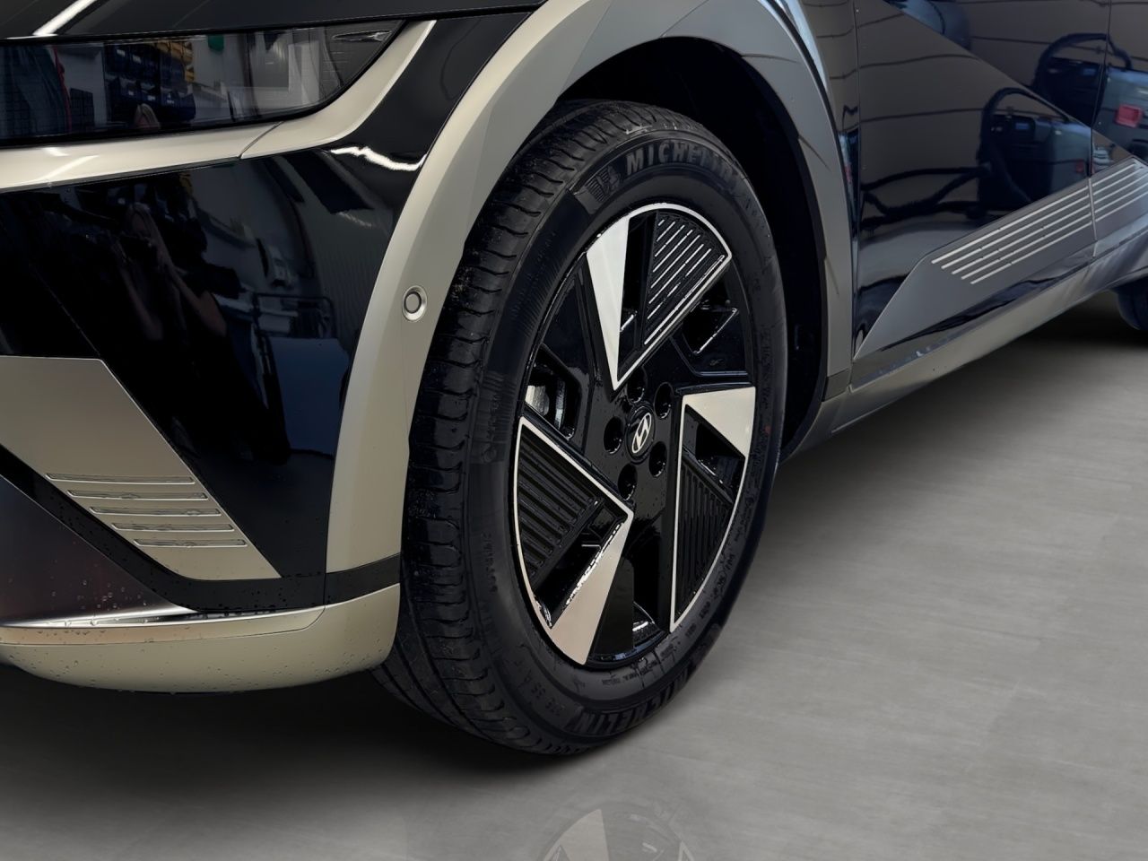 Fahrzeugabbildung Hyundai IONIQ 5 Centriq Elektro 84 kWh 2xKlima 360 4xSHZ