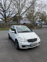 Mercedes-Benz Mercedes A Klasse A150 - Mercedes-Benz A 150 von privat