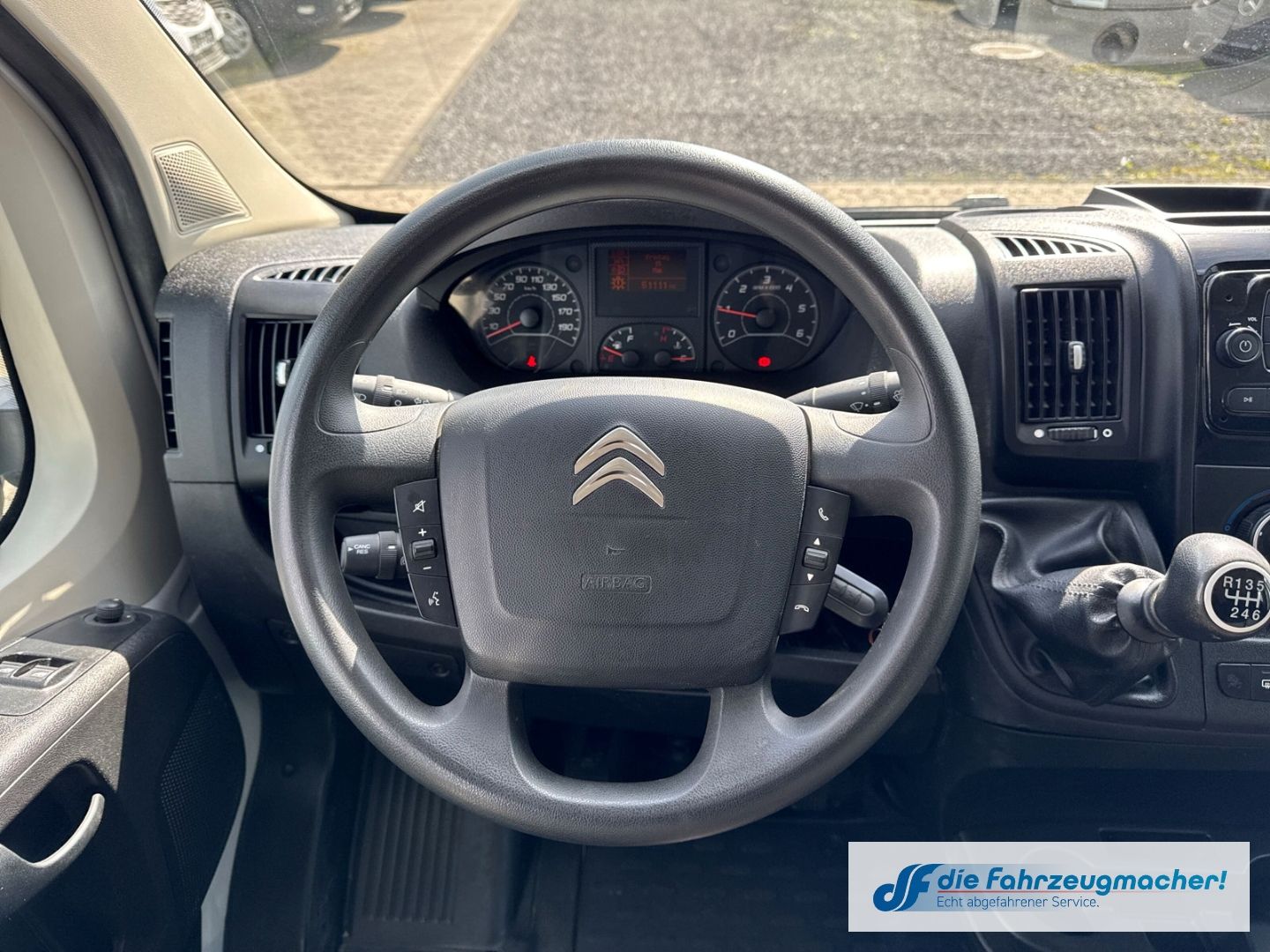 Fahrzeugabbildung Citroën Jumper Pritsche Doppelkabine DAB Spurhalteass. N