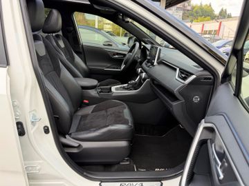 Toyota RAV 4 - 12