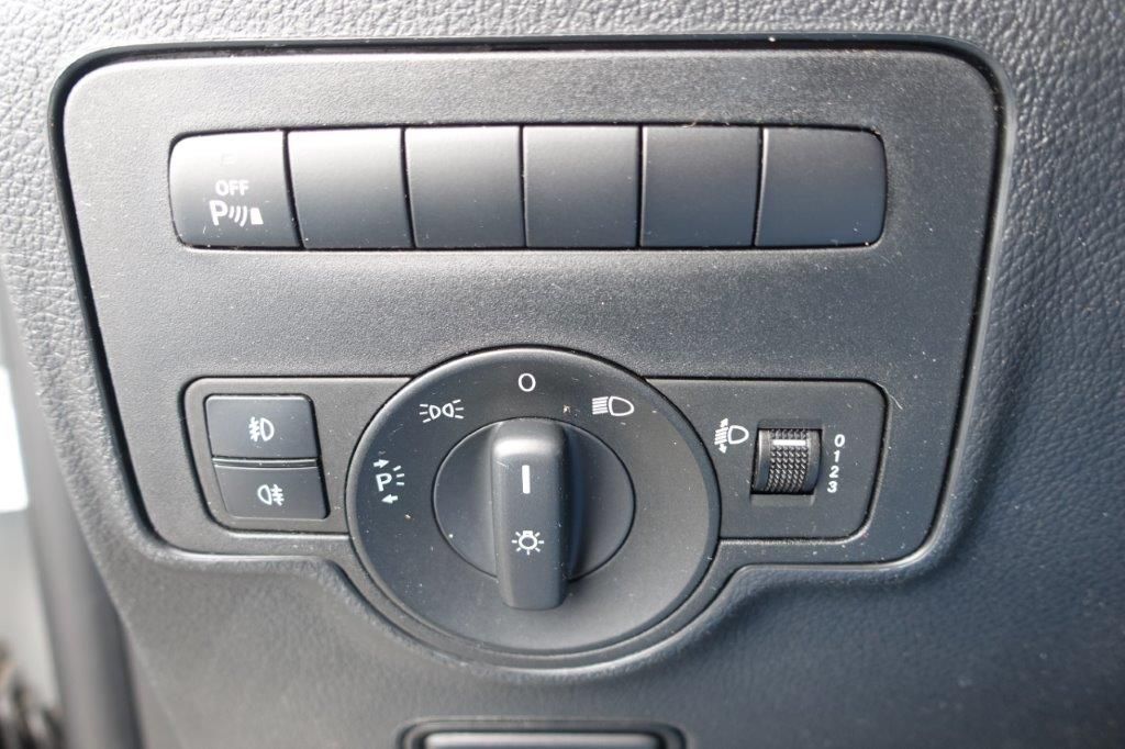 Fahrzeugabbildung Mercedes-Benz Vito 114 CDI Kasten Lang Werkstattausbau