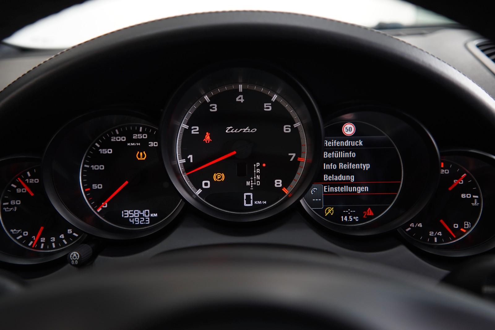 Porsche Cayenne Turbo V8*Navi*Luftfahrwerk*20 Z. Spyder*