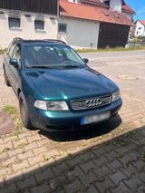 Audi evtl als Schlachter - Audi A4 aus 1996: Kombi
