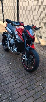 MV Agusta Rivale 800 - Offers