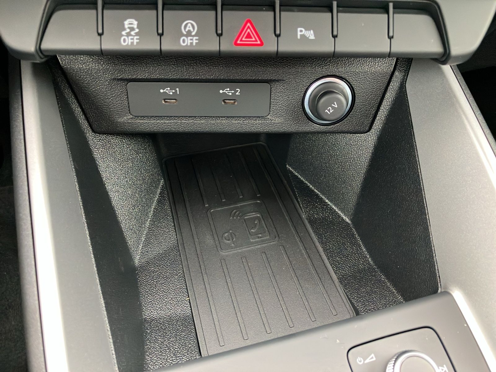 Fahrzeugabbildung Audi A1 Sportback 25 TFSI advanced LED Sportsitze GRA